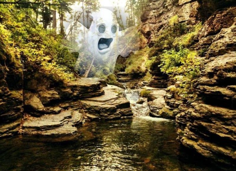 В ущелье Дьявола в водопаде сфотографировали призрак