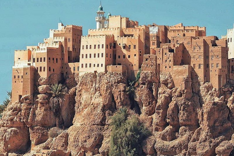 Шибам — город глиняных небоскребов в пустыне
