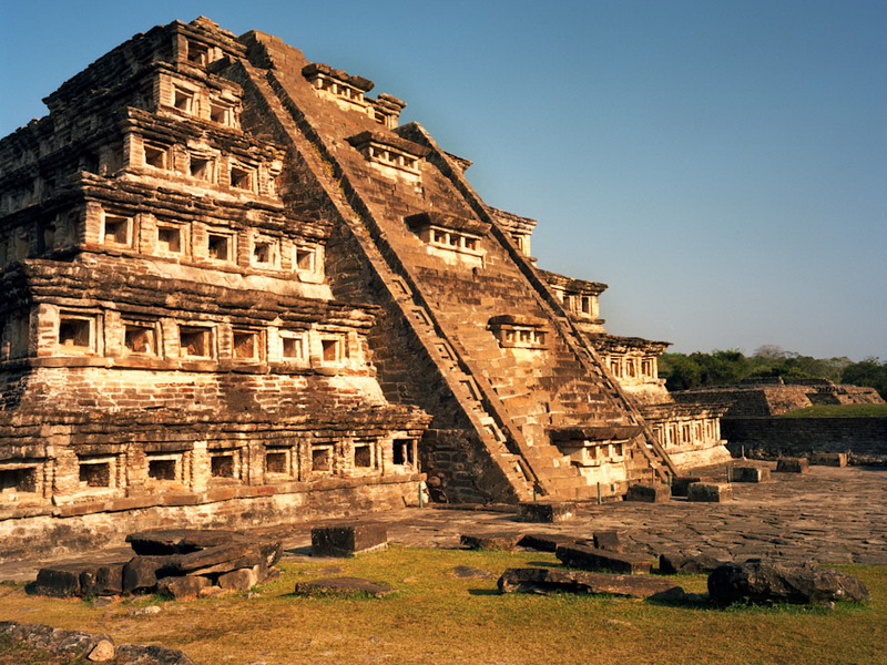 Пирамида Ниш в затерянном городе Мексики