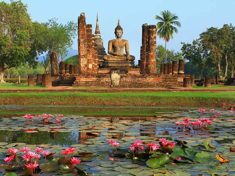 7 самых удивительных храмов в Таиланде за пределами Бангкока