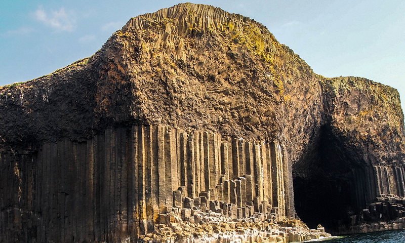 Фингалова пещера — демонстрация абсолютной силы природы