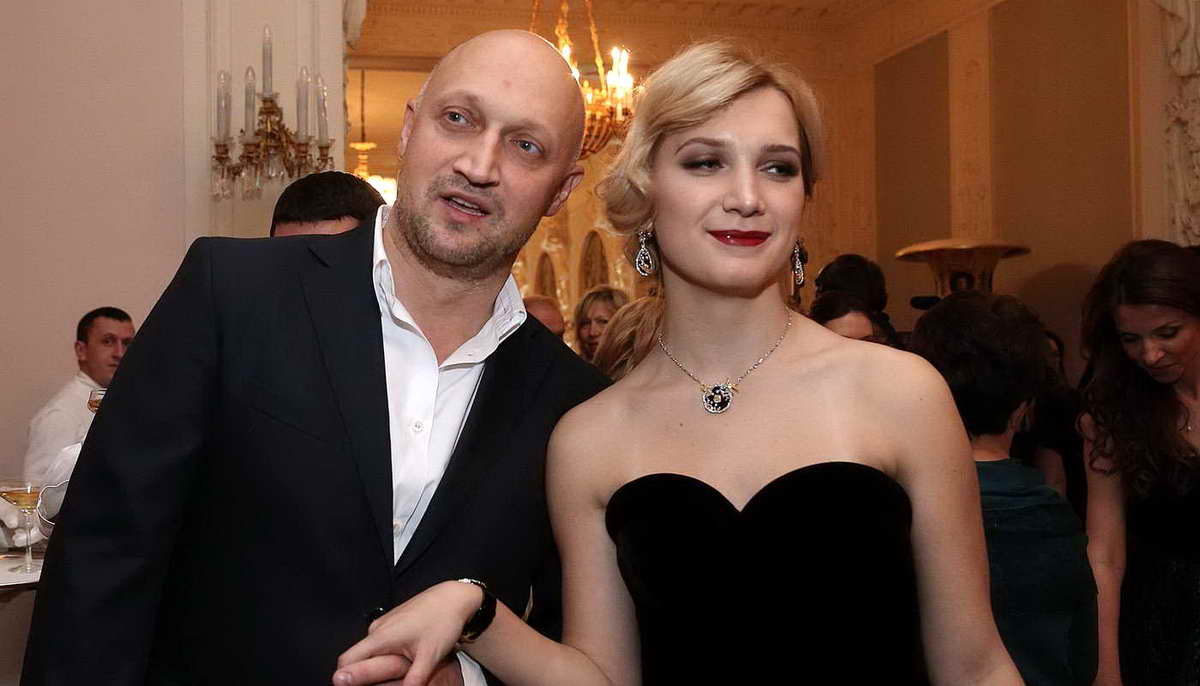 Российские актеры в фильмах со своими дочками